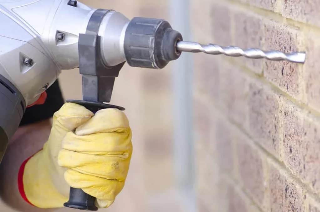 Kotwa chemiczna: mocne mocowanie bez ryzyka uszkodzenia podłoża