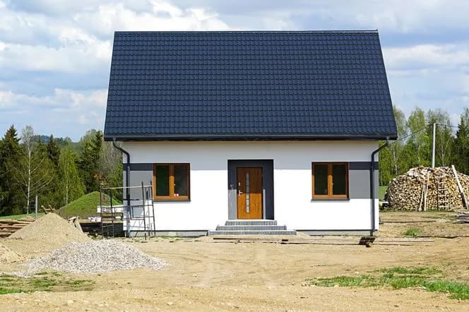Jak wybudować dom nie mając pieniędzy i uniknąć dużych kosztów