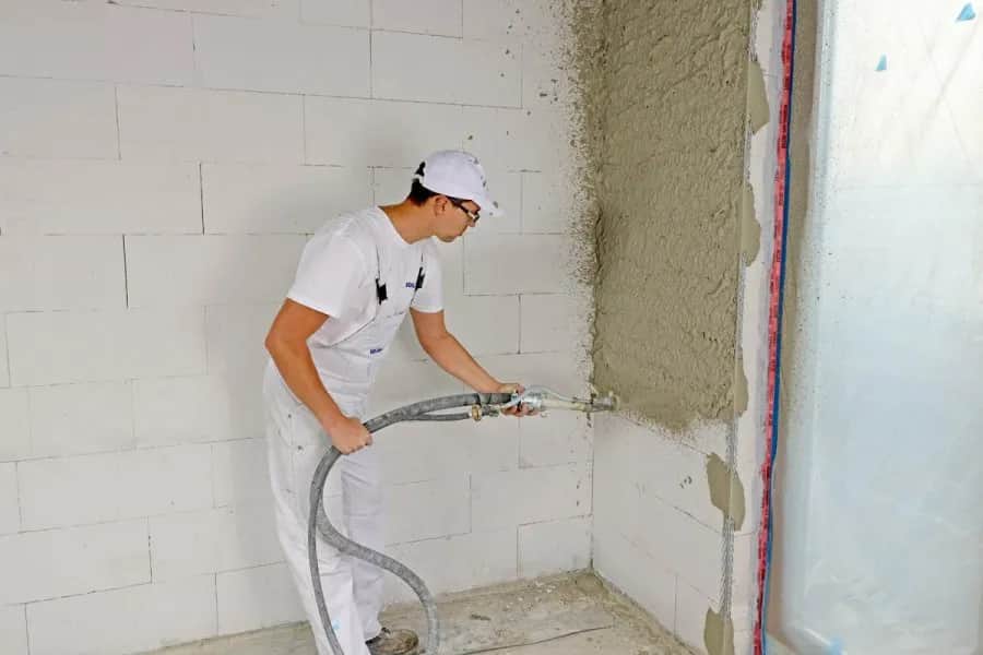 Jak się robi tynki? Sprawdzone metody na idealne wykończenie ścian