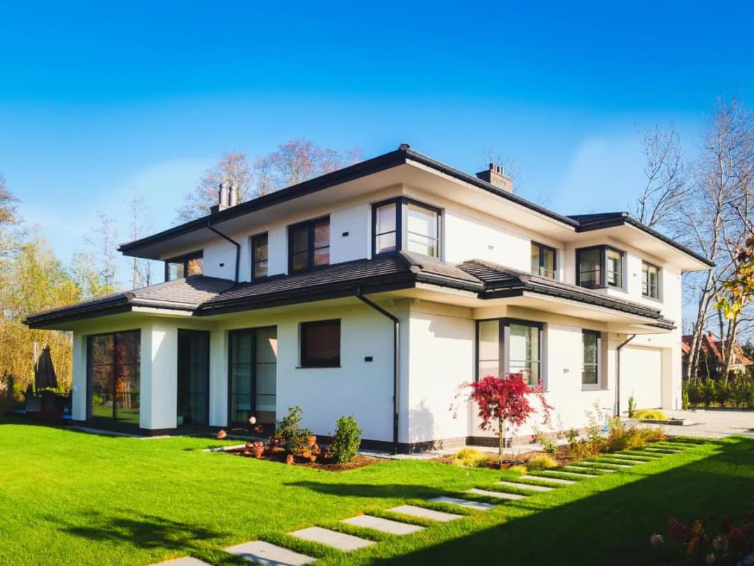 Ile kosztuje wybudowanie domu 120 m2? Sprawdź, co wpływa na cenę